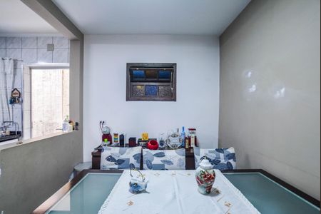 Casa de condomínio à venda com 94m², 2 quartos e 2 vagasCopa