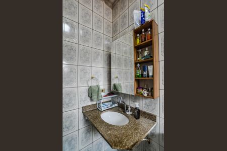 Casa de condomínio à venda com 94m², 2 quartos e 2 vagasBanheiro da Suíte