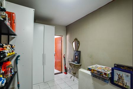 Casa de condomínio à venda com 94m², 2 quartos e 2 vagasEscritório