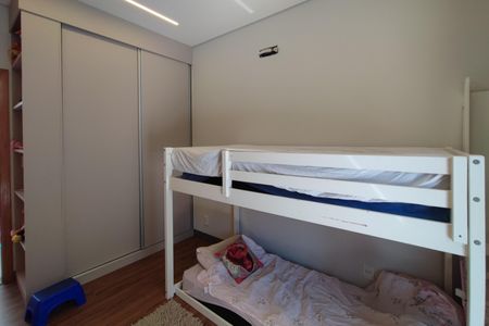 Casa de condomínio à venda com 301m², 4 quartos e 4 vagasQuarto Suíte 3