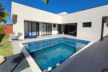 Casa de condomínio à venda com 301m², 4 quartos e 4 vagasQuintal - Piscina