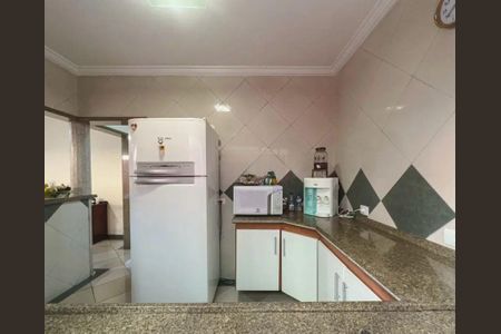 Casa à venda com 263m², 3 quartos e 3 vagasCozinha