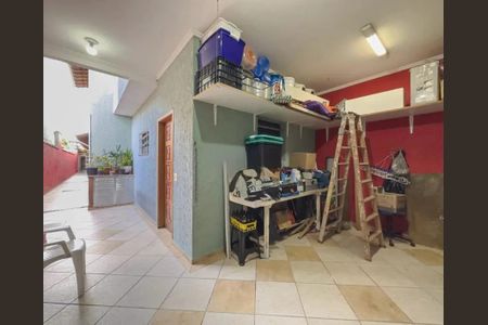 Casa à venda com 263m², 3 quartos e 3 vagasQuintal