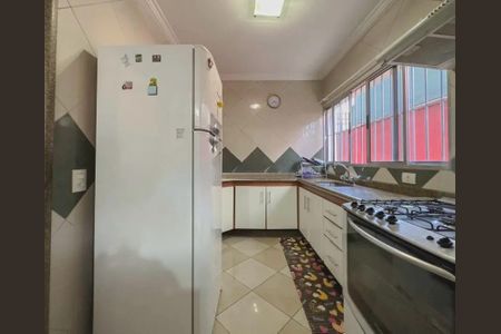 Casa à venda com 263m², 3 quartos e 3 vagasCozinha