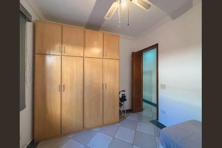 Casa à venda com 263m², 3 quartos e 3 vagasQuarto