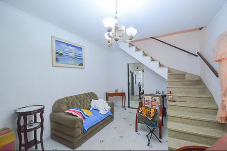 Casa à venda com 130m², 3 quartos e 3 vagasSala