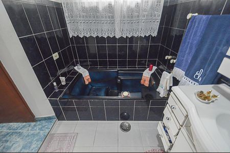 Casa à venda com 130m², 3 quartos e 3 vagasBanheiro da Suíte
