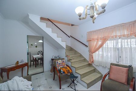 Casa à venda com 130m², 3 quartos e 3 vagasSala