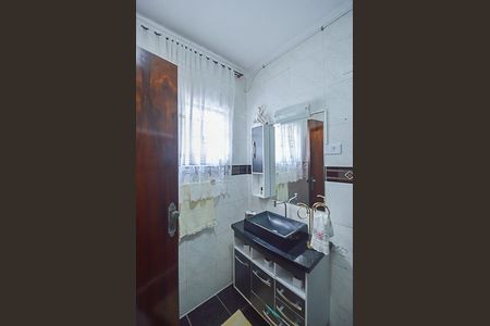 Casa à venda com 130m², 3 quartos e 3 vagasBanheiro