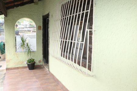 Casa para alugar com 95m², 2 quartos e sem vagaÁrea comum