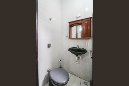 Casa para alugar com 95m², 2 quartos e sem vaga Casa para alugar com 95m², 2 quartos e sem vagaBanheiro da Suíte