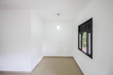 Casa para alugar com 95m², 2 quartos e sem vaga Casa para alugar com 95m², 2 quartos e sem vagaSala