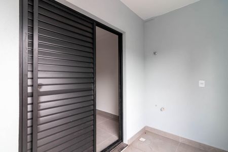 Apartamento à venda com 43m², 2 quartos e sem vaga Apartamento à venda com 43m², 2 quartos e sem vagaQuarto 1 - Varanda