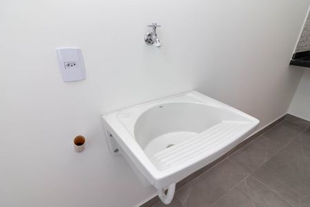 Apartamento para alugar com 37m², 2 quartos e sem vaga Apartamento para alugar com 37m², 2 quartos e sem vagaÁrea de Serviço