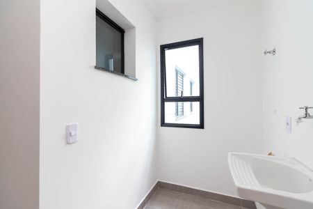 Apartamento para alugar com 37m², 2 quartos e sem vaga Apartamento para alugar com 37m², 2 quartos e sem vagaÁrea de Serviço