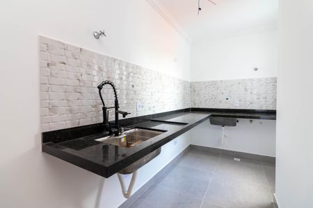 Apartamento para alugar com 43m², 2 quartos e sem vaga Apartamento para alugar com 43m², 2 quartos e sem vagaCozinha e Área de Serviço