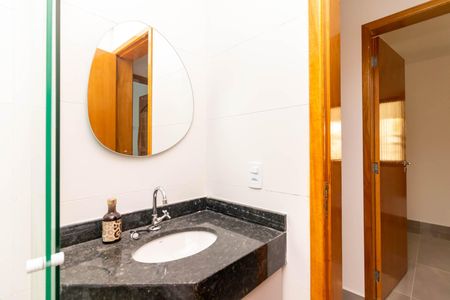 Apartamento à venda com 37m², 2 quartos e 1 vaga Apartamento à venda com 37m², 2 quartos e 1 vagaBanheiro