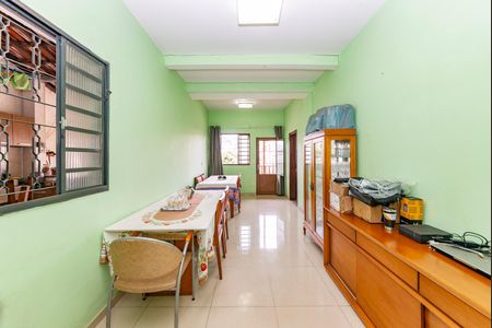 Casa à venda com 630m², 12 quartos e 1 vaga Casa à venda com 630m², 12 quartos e 1 vagaSala 1