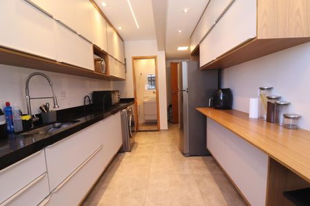 Apartamento à venda com 96m², 2 quartos e 1 vagaCozinha