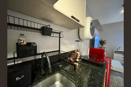 Studio à venda com 27m², 1 quarto e sem vaga Studio à venda com 27m², 1 quarto e sem vagaCozinha