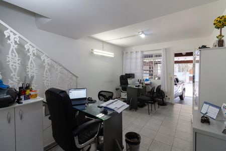 Casa à venda com 100m², 2 quartos e 1 vagaSala