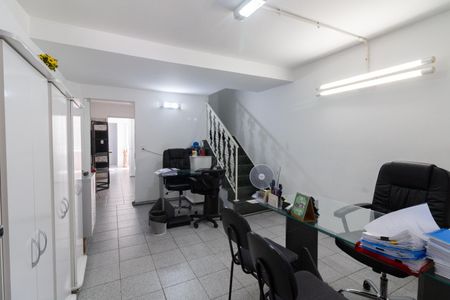 Casa à venda com 100m², 2 quartos e 1 vagaSala