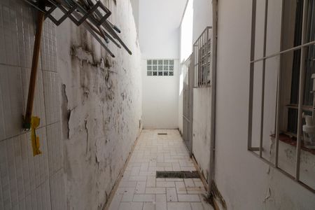 Casa à venda com 100m², 2 quartos e 1 vagaÁrea de Serviço