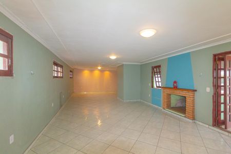 Casa à venda com 250m², 3 quartos e 4 vagas Casa à venda com 250m², 3 quartos e 4 vagasSalão de Festas