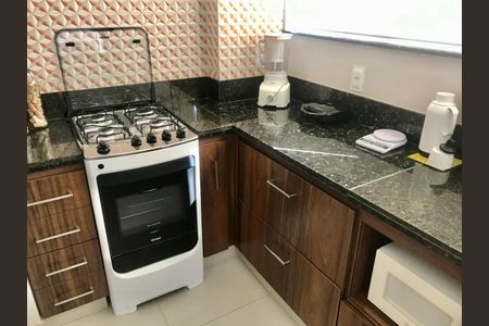 Apartamento à venda com 86m², 1 quarto e 1 vagaCozinha