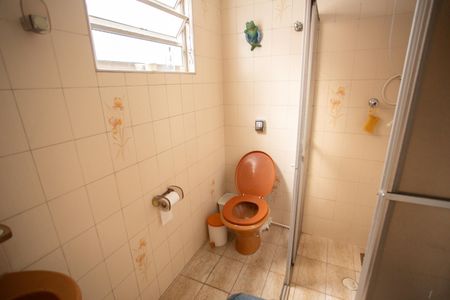 Casa à venda com 125m², 8 quartos e 1 vagaBANHEIRO- CASA 2