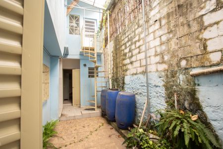 Casa à venda com 125m², 8 quartos e 1 vagaQUINTAL