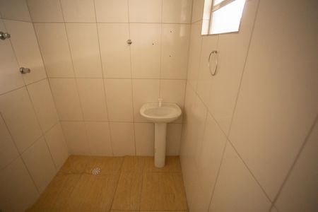 Casa à venda com 125m², 8 quartos e 1 vagaEDÍCULA