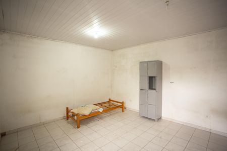 Casa à venda com 125m², 8 quartos e 1 vagaEDÍCULA