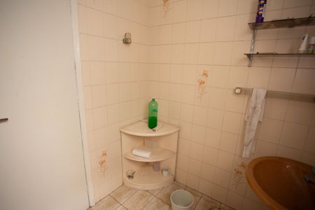 Casa à venda com 125m², 8 quartos e 1 vagaBANHEIRO- CASA 2