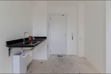 Apartamento à venda com 27m², 1 quarto e sem vaga Apartamento à venda com 27m², 1 quarto e sem vagaCozinha e Área de Serviço