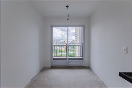 Apartamento à venda com 27m², 1 quarto e sem vaga Apartamento à venda com 27m², 1 quarto e sem vagaSala