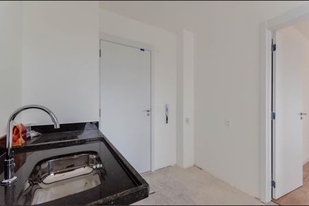 Apartamento à venda com 27m², 1 quarto e sem vaga Apartamento à venda com 27m², 1 quarto e sem vagaCozinha e Área de Serviço