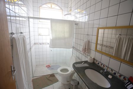 Casa para alugar com 146m², 4 quartos e 4 vagasBanheiro