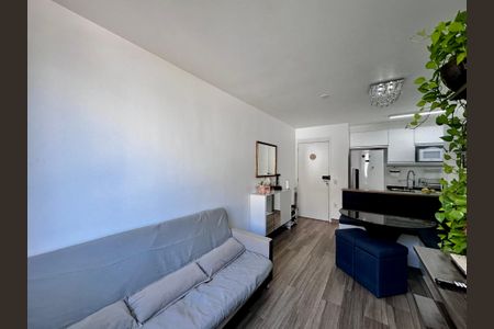 Apartamento à venda com 43m², 2 quartos e sem vaga Apartamento à venda com 43m², 2 quartos e sem vagaSala