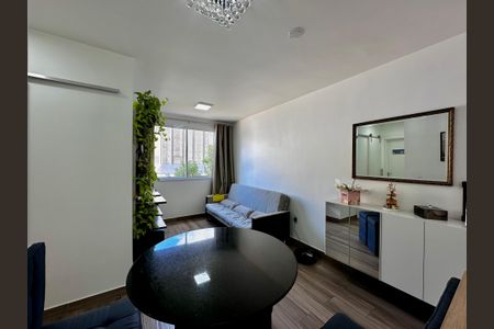 Apartamento à venda com 43m², 2 quartos e sem vaga Apartamento à venda com 43m², 2 quartos e sem vagaSala