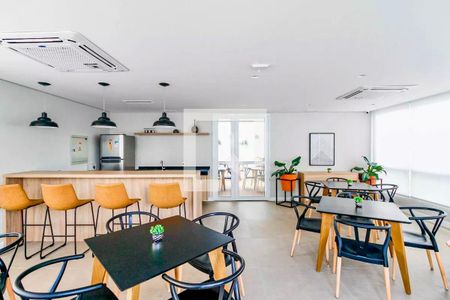 Apartamento à venda com 43m², 2 quartos e sem vaga Apartamento à venda com 43m², 2 quartos e sem vagaSalão de Festas