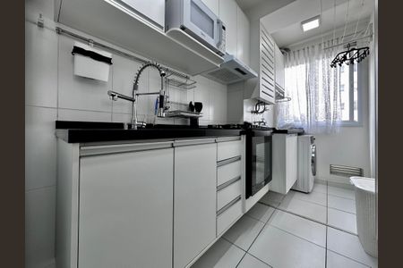 Apartamento à venda com 43m², 2 quartos e sem vaga Apartamento à venda com 43m², 2 quartos e sem vagaCozinha