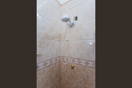 Casa à venda com 160m², 3 quartos e 2 vagasBanheiro