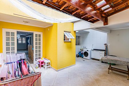 Casa à venda com 160m², 3 quartos e 2 vagasEspaço Gourmet e quintal