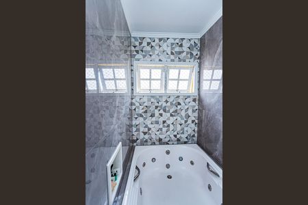 Casa à venda com 160m², 3 quartos e 2 vagasBanheiro suite