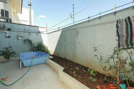 Casa à venda com 181m², 4 quartos e 3 vagasQuintal