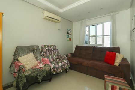 Casa à venda com 181m², 4 quartos e 3 vagasSala 2