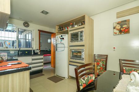 Casa à venda com 181m², 4 quartos e 3 vagasCozinha