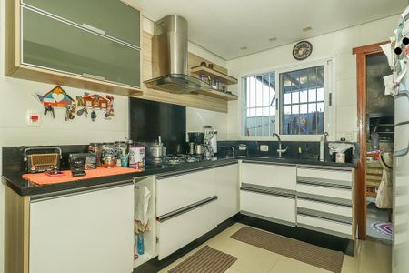 Casa à venda com 181m², 4 quartos e 3 vagasCozinha