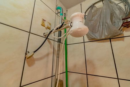 Casa à venda com 118m², 2 quartos e 2 vagasBanheiro de Serviço